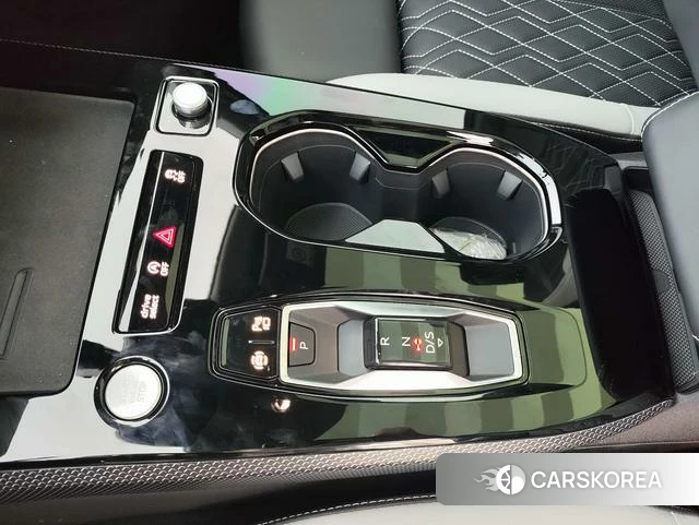 Audi A5L id 4335110 из Китая 17