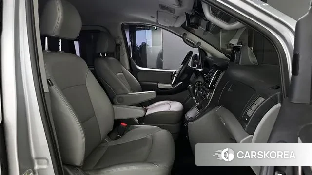 Hyundai The New Grand Starex id 3557731 из Кореи 20