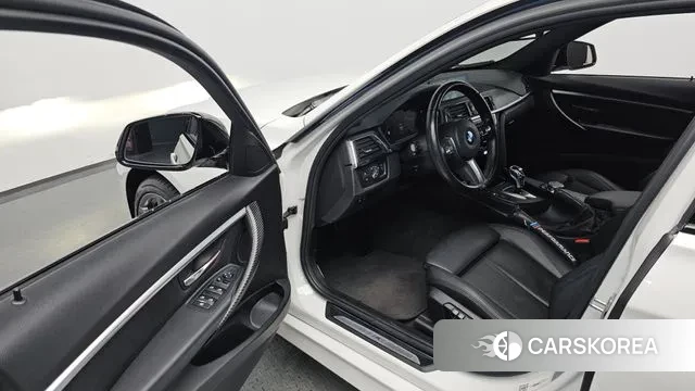 BMW 3 Series (F30) id 3593292 из Кореи 20