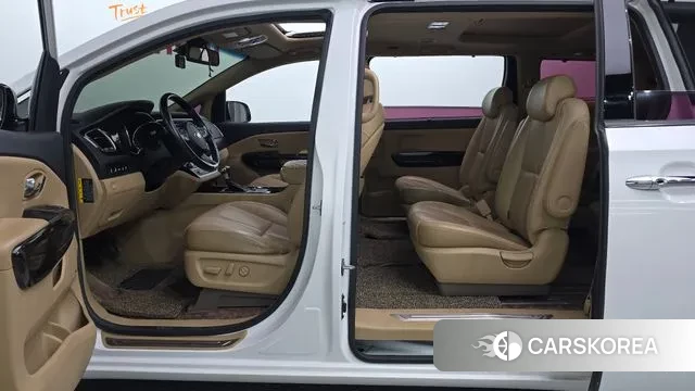 Kia The New Carnival id 3709427 из Кореи 20