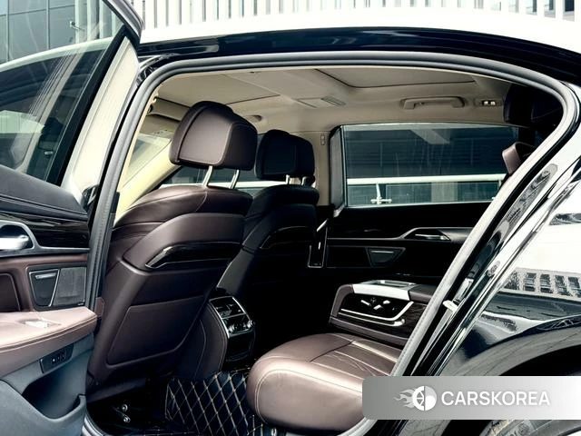 BMW 7 series id 4278318 из Китая 12
