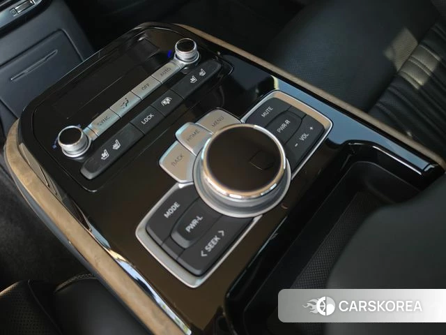 Genesis G90 id 4865374 из Кореи 20