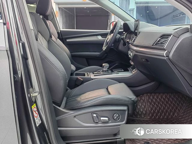 Audi Q5L id 4265848 из Китая 18