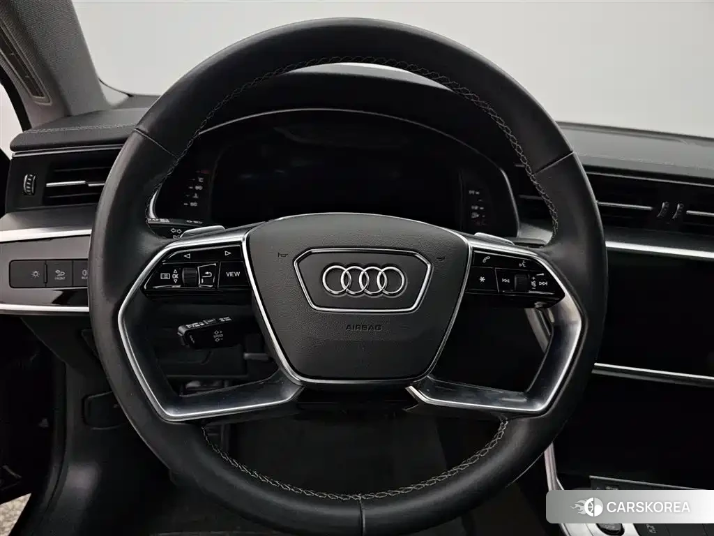 Audi A7L id 4659752 из Китая 13