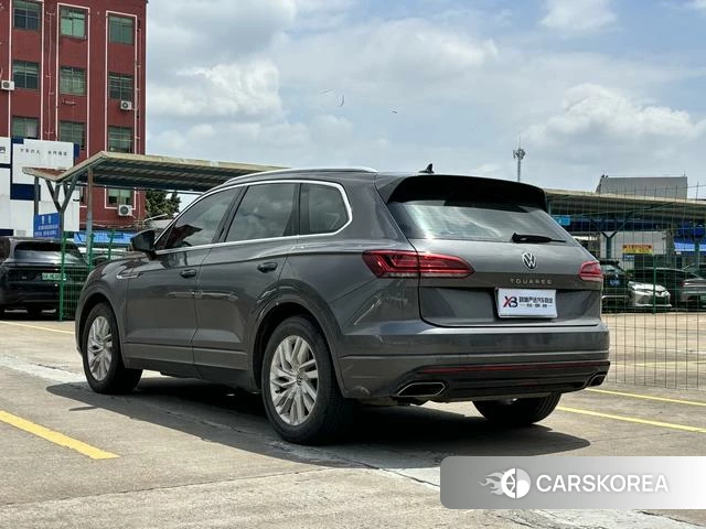 Volkswagen Touareg id 4393464 из Китая 18