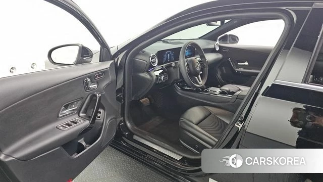 Mercedes-Benz A-Class W177 id 4304367 из Кореи 20