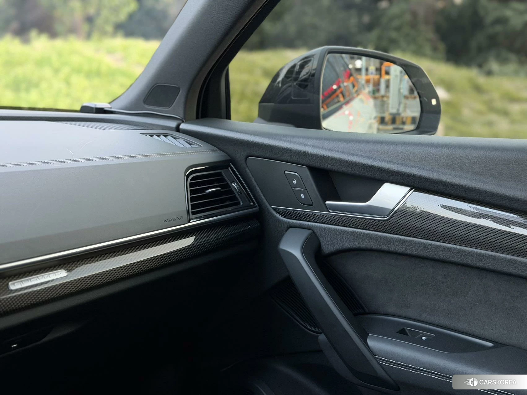 Audi Q5L Sportback id 4452607 из Китая 18
