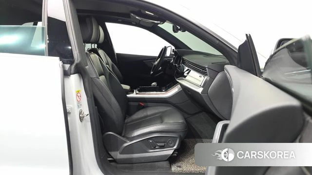 Audi Q8 (4M) id 4293675 из Кореи 35