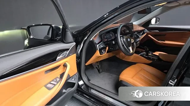 BMW 5 Series (G30) id 3022743 из Кореи 20