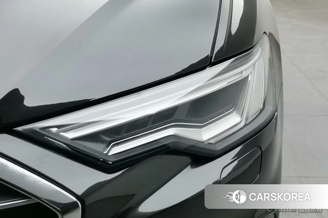 Audi A6L id 4210570 из Китая 24
