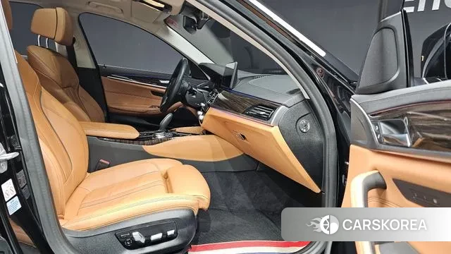 BMW 5 Series (G30) id 3407264 из Кореи 20