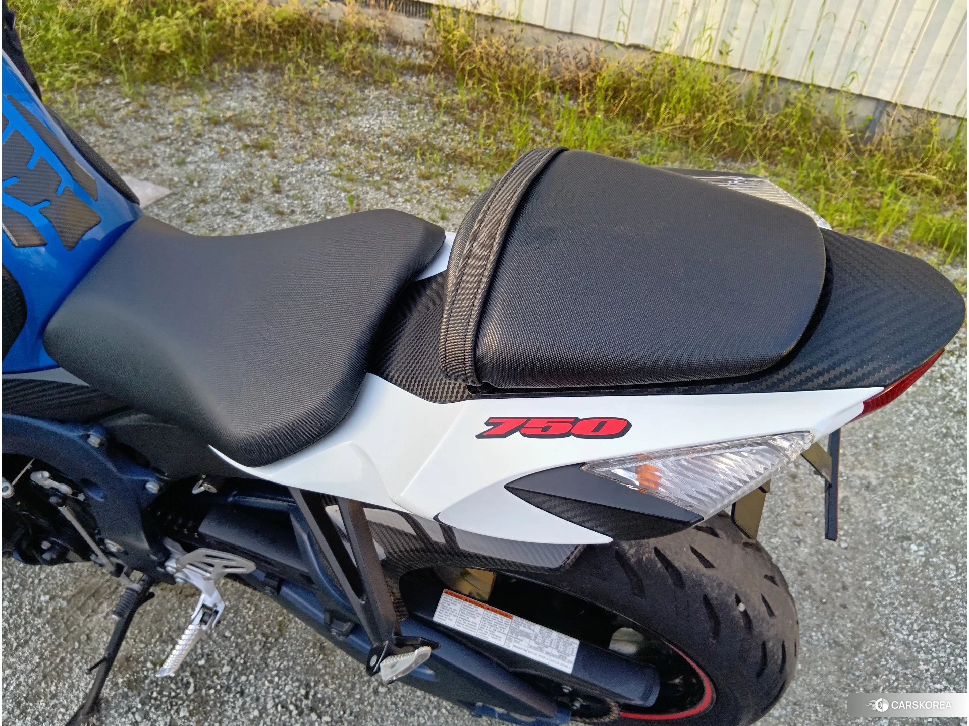 Suzuki GSX-R750 id 4380125 из Японии 20