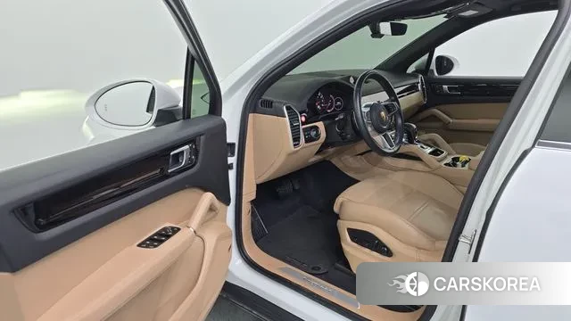 Porsche Cayenne (PO536) id 3493018 из Кореи 20