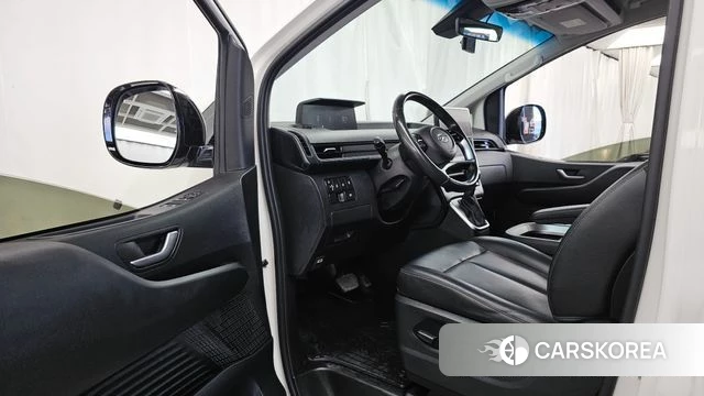 Hyundai Staria id 4936512 из Кореи 32