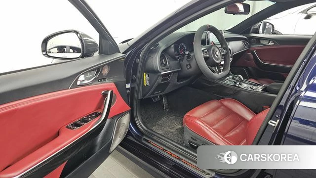 Kia Stinger id 4543799 из Кореи 37