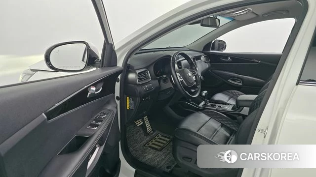 Kia The New Sorento id 4662680 из Кореи 32