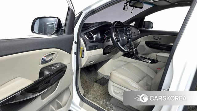 Kia The New Carnival id 4477280 из Кореи 20