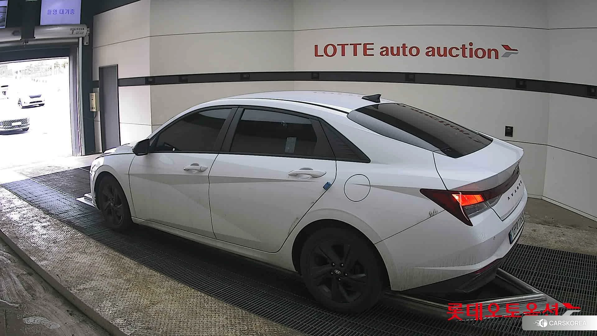 Hyundai Avante Hybrid id 3875687 из Кореи 37