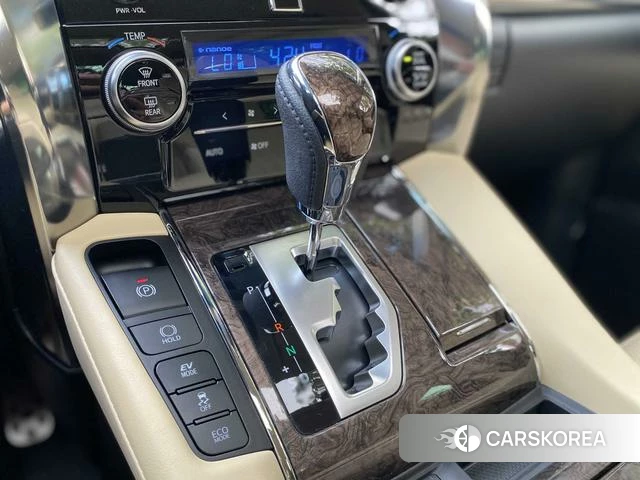 Toyota Elfa id 4333453 из Китая 30
