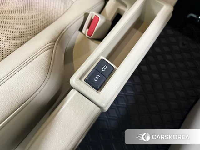 Toyota Saina id 4273652 из Китая 20