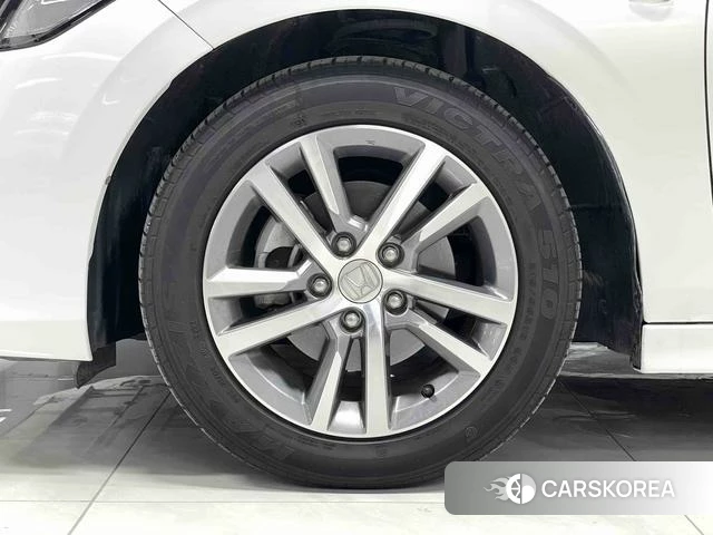 Honda Civic id 4335133 из Китая 18