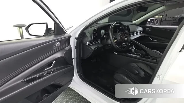 Hyundai Avante (CN7) id 3560809 из Кореи 20