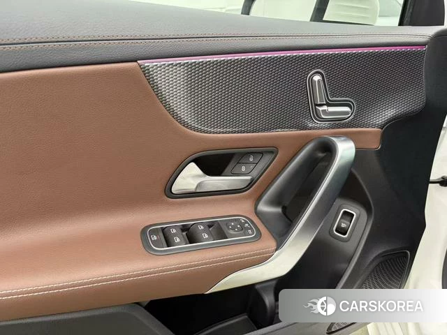 Mercedes-Benz Class A id 4240068 из Китая 17