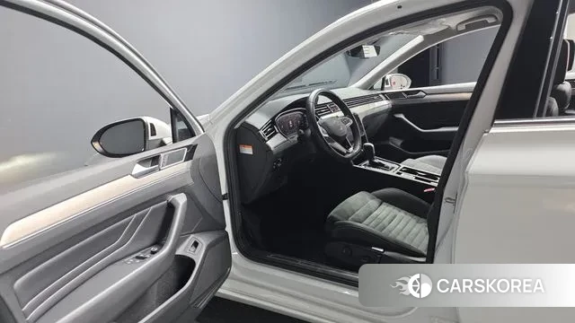 Volkswagen Passat GT (B8) id 3572336 из Кореи 20