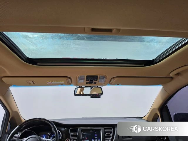 Kia The New Carnival id 4447515 из Кореи 20