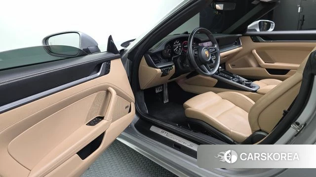 Porsche 911(992) id 4906149 из Кореи 20