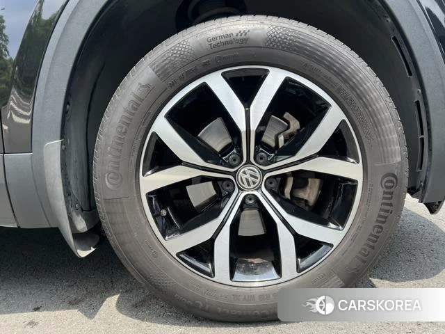 Volkswagen Tourang id 4221905 из Китая 19