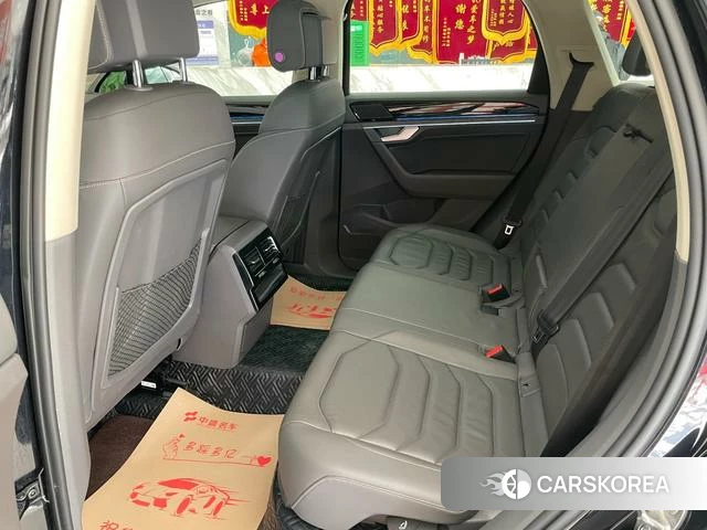 Volkswagen Touareg id 4300489 из Китая 30