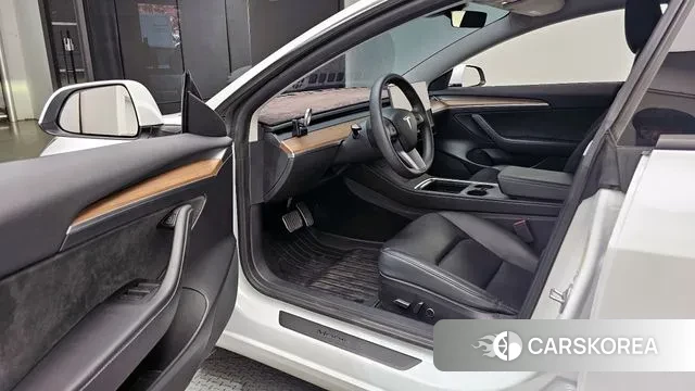 Tesla Model 3 id 3348573 из Кореи 20