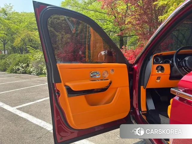 Rolls-Royce Cullinan id 3444593 из Кореи 20