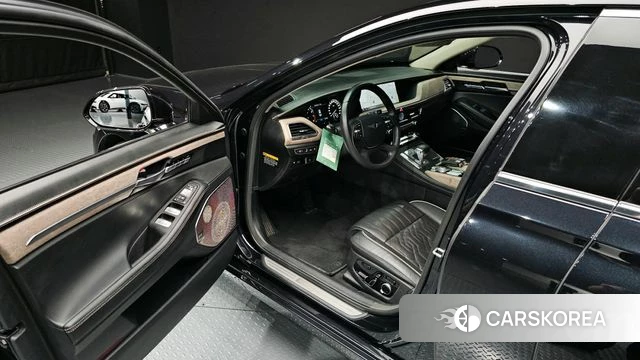 Genesis G90 id 4310110 из Кореи 20