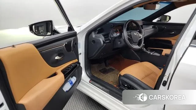 Lexus ES300h 7th generation id 2900100 из Кореи 20