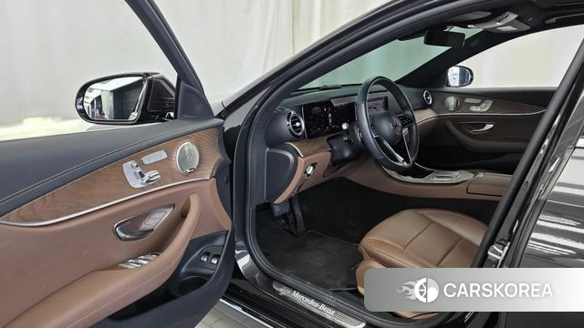 Mercedes-Benz E-Class W213 id 4429320 из Кореи 36