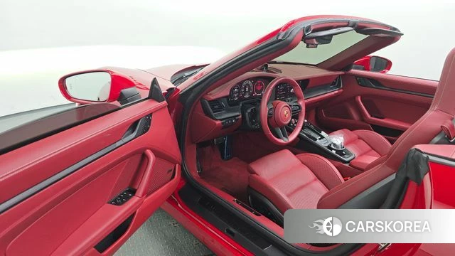 Porsche 911(992) id 4612189 из Кореи 30