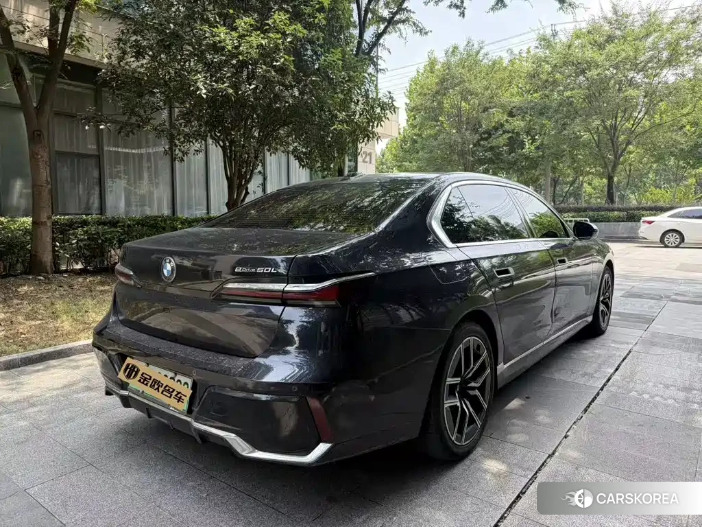 BMW i7 id 4583877 из Китая 10