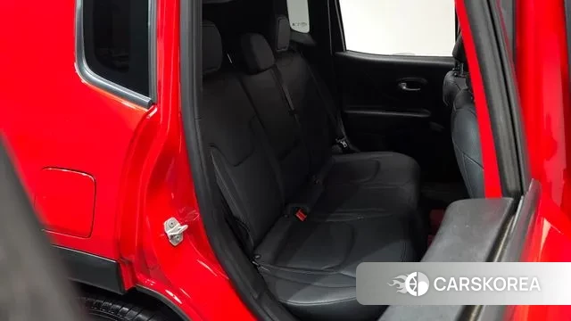 Jeep Renegade id 3576308 из Кореи 20