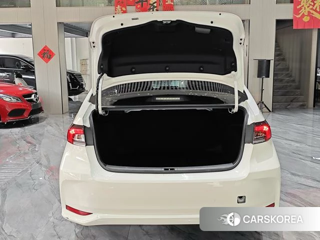 Toyota Corolla id 4220562 из Китая 30