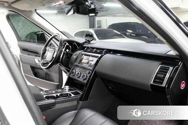 Land Rover Discovery 5 id 4610357 из Кореи 20