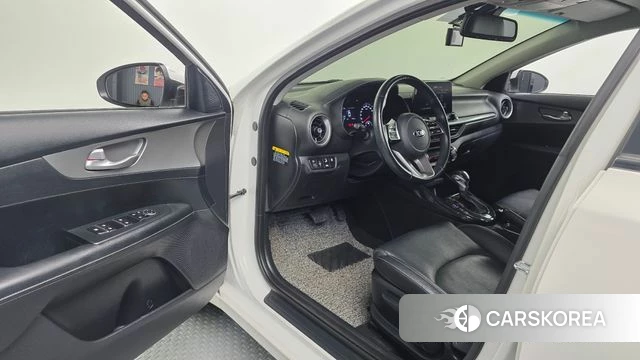 Kia Come New K3 id 3820564 из Кореи 20