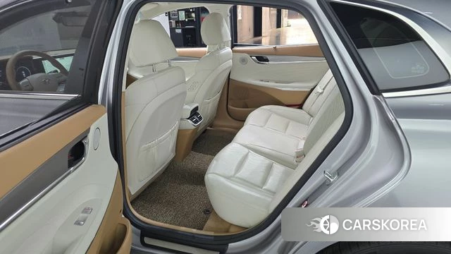 Hyundai The New Grandeur IG Hybrid id 4930134 из Кореи 30