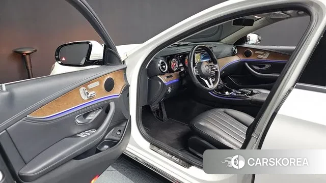 Mercedes-Benz E-Class W213 id 2970958 из Кореи 20