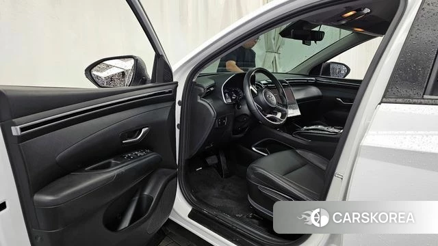 Hyundai Tucson (NX4) id 4349950 из Кореи 32