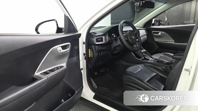 Kia Niro id 4755469 из Кореи 31