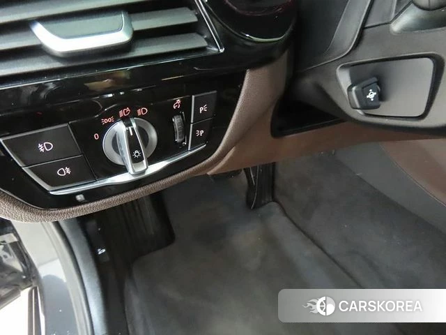 BMW 5 Series (G30) id 4250638 из Кореи 20