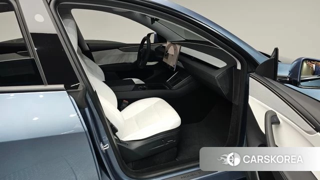 Tesla Model Y id 4710397 из Кореи 33