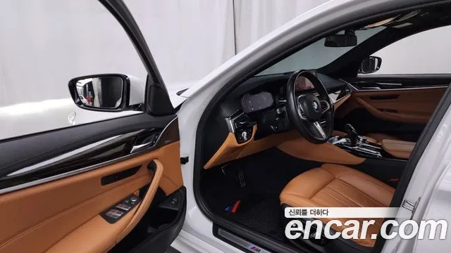 BMW 5 Series (G30) id 2935528 из Кореи 20